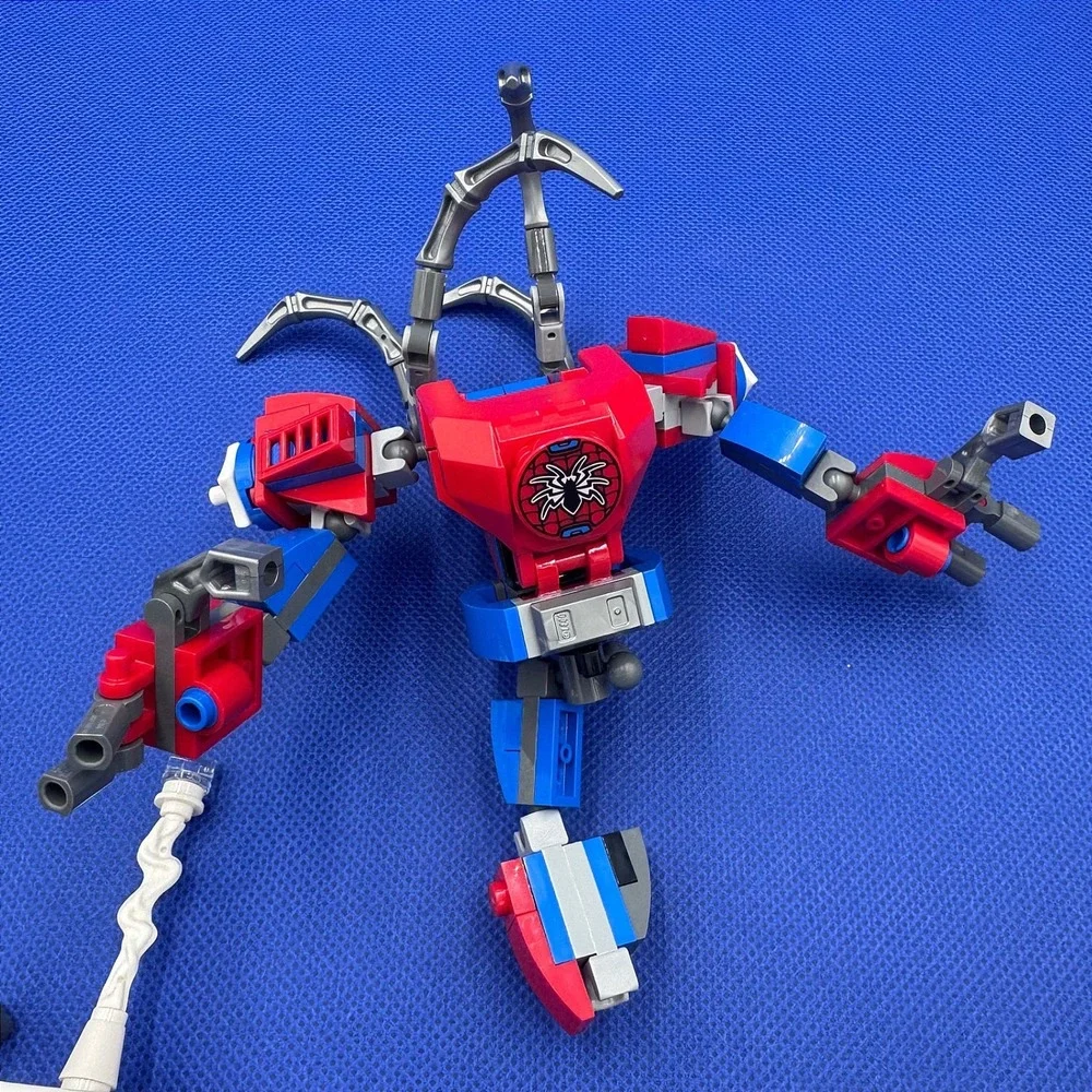 LEGO Marvel Spider-Man Mech 76146 Minifigure Web Parts Bundle-Incomplete Set